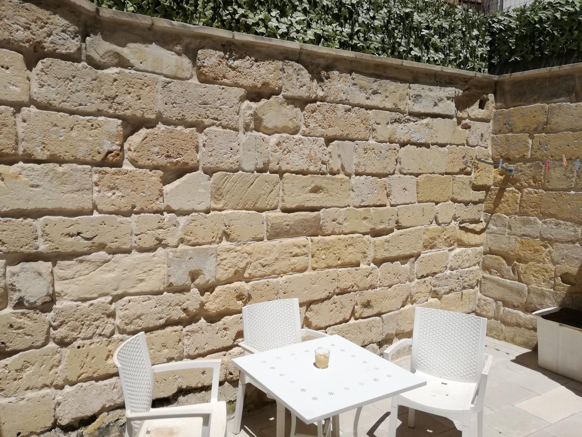 Dimora La Corte Lecce Exterior photo